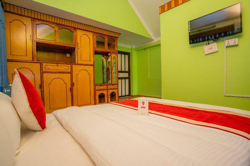 Oyo 146 Somewhere Hotel & Resturant Kathmandu Exterior foto