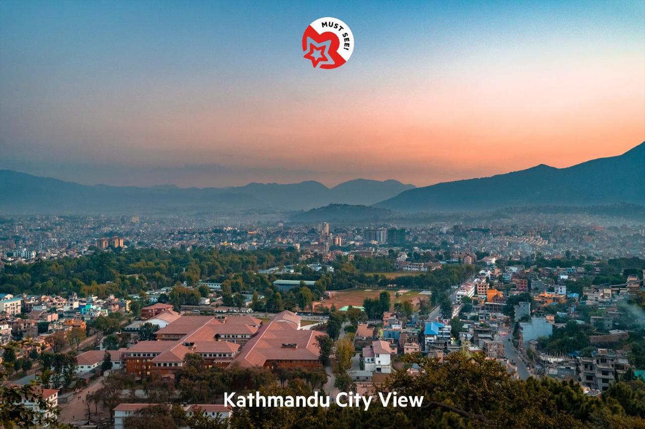 Oyo 146 Somewhere Hotel & Resturant Kathmandu Exterior foto
